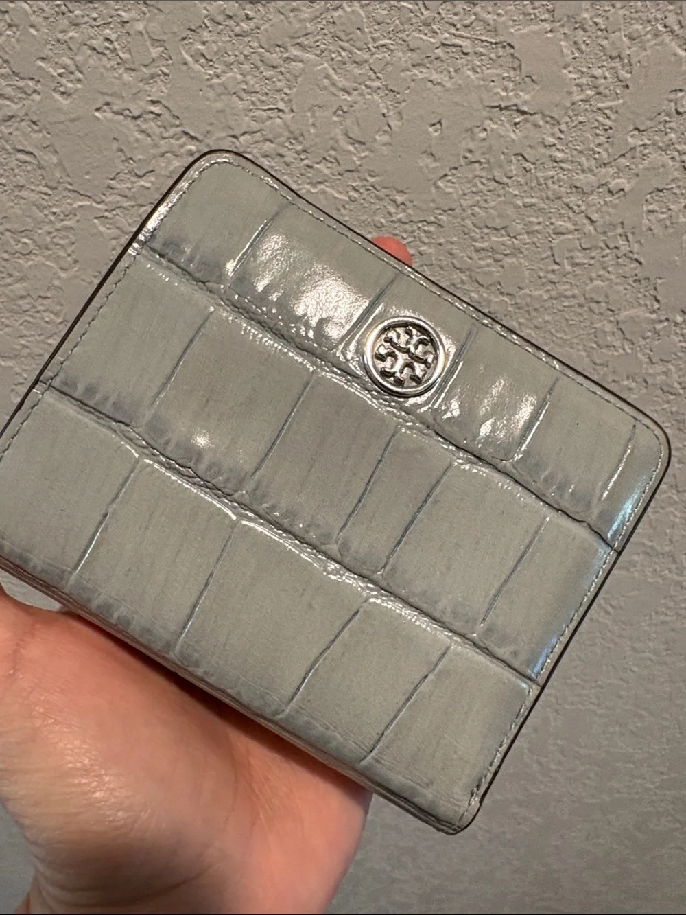 Tory Burch Croc-Embossed Zip Wallet in Pale Gray